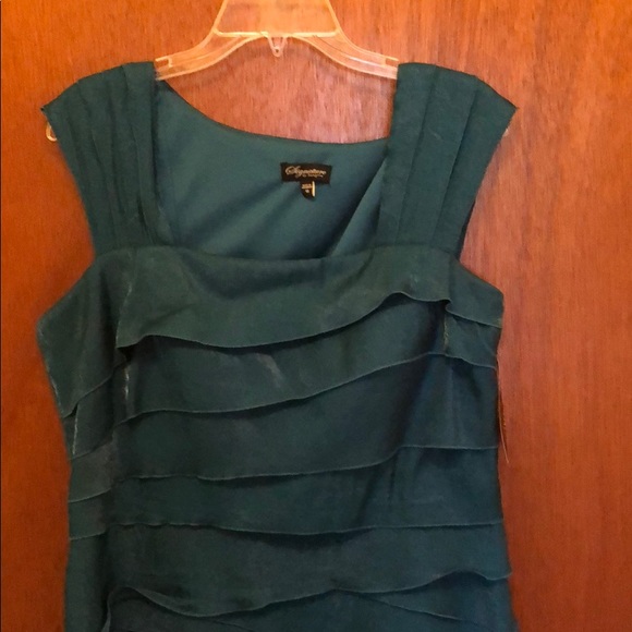 Dress - Picture 2 of 4